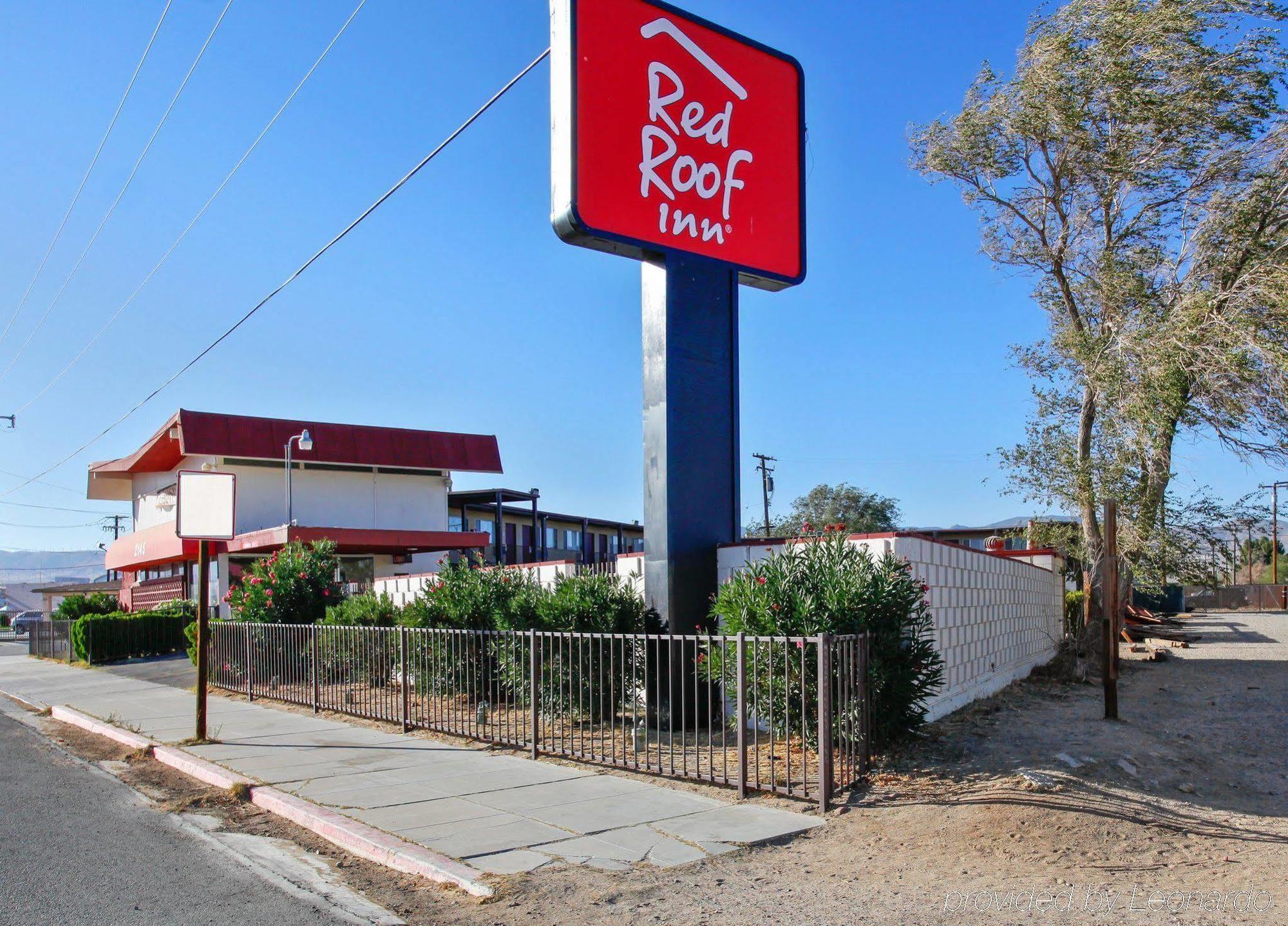 Red Roof Inn Mojave Eksteriør billede